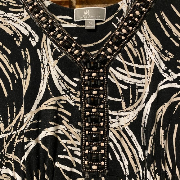 Black and White Patterned Sleeveless Dress - Picture 2 of 6